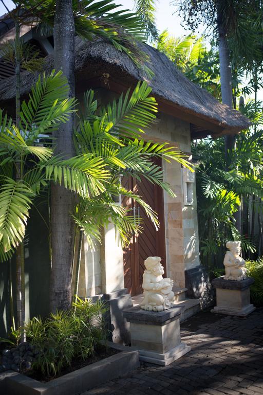 Villa Alu Lima เซมินยัค ภายนอก รูปภาพ